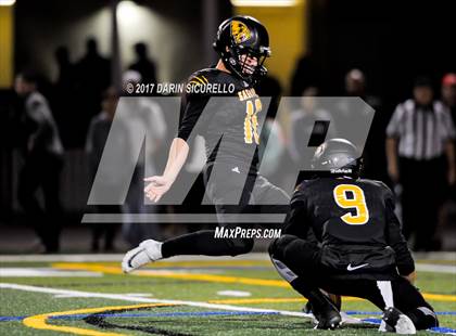 Thumbnail 2 in Saguaro vs. Higley (AIA 4A Semifinal)  photogallery.