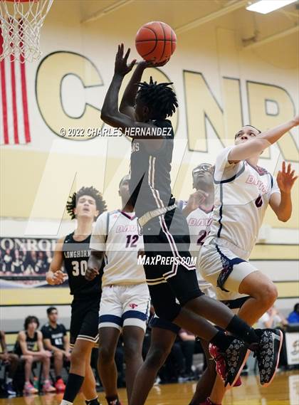 Thumbnail 2 in Benjamin Davis vs. George Ranch (Conroe Christmas Classic) photogallery.