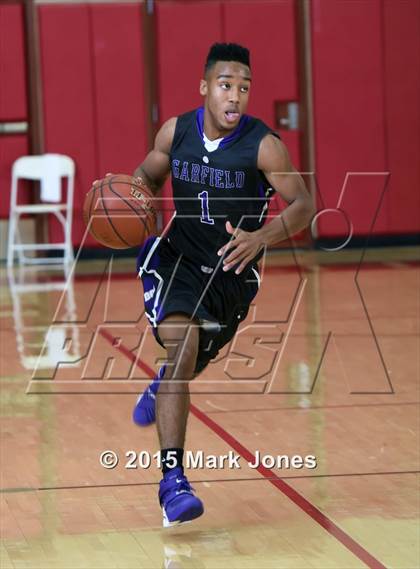 Thumbnail 3 in Corona del Sol vs Garfield (Hoophall West Invitational) photogallery.