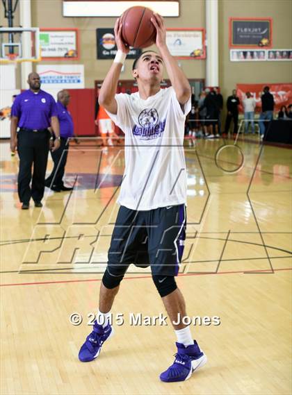 Thumbnail 2 in Corona del Sol vs Garfield (Hoophall West Invitational) photogallery.