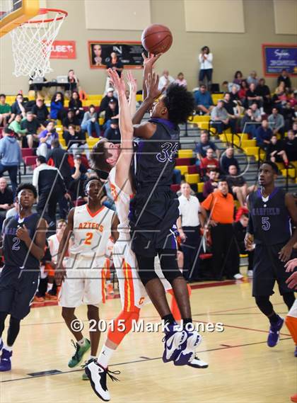 Thumbnail 3 in Corona del Sol vs Garfield (Hoophall West Invitational) photogallery.