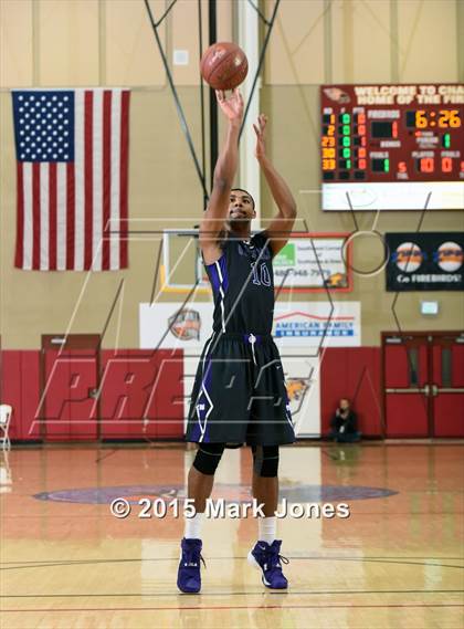 Thumbnail 1 in Corona del Sol vs Garfield (Hoophall West Invitational) photogallery.