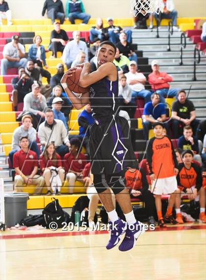 Thumbnail 3 in Corona del Sol vs Garfield (Hoophall West Invitational) photogallery.