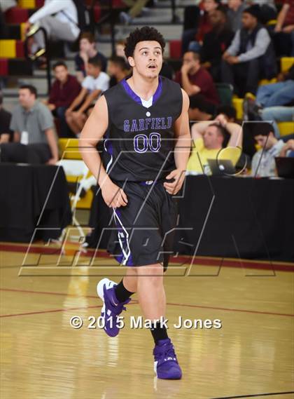 Thumbnail 2 in Corona del Sol vs Garfield (Hoophall West Invitational) photogallery.