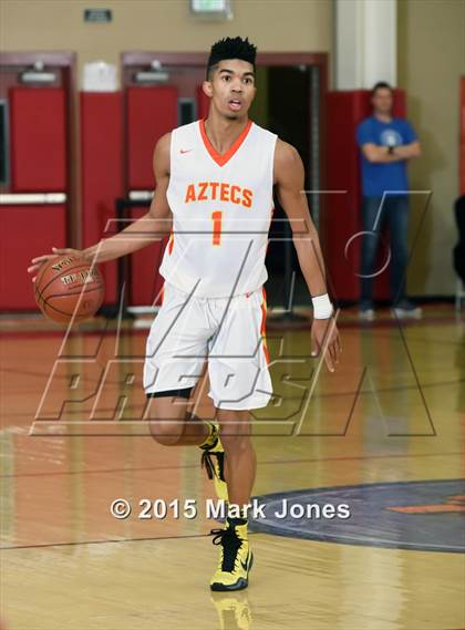 Thumbnail 2 in Corona del Sol vs Garfield (Hoophall West Invitational) photogallery.