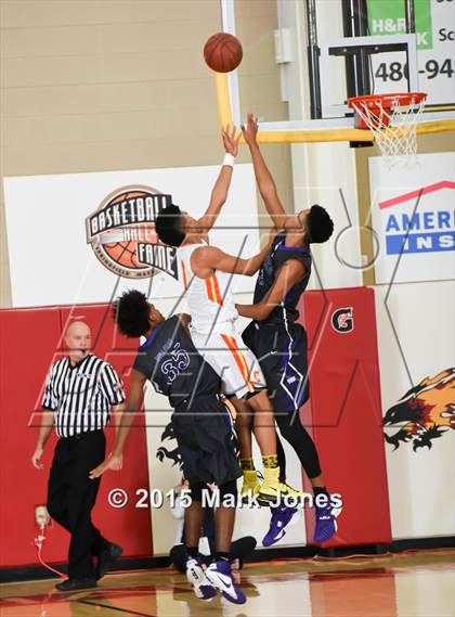 Thumbnail 1 in Corona del Sol vs Garfield (Hoophall West Invitational) photogallery.