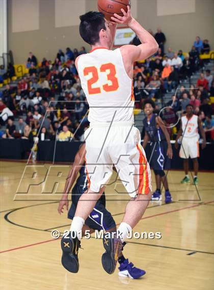 Thumbnail 2 in Corona del Sol vs Garfield (Hoophall West Invitational) photogallery.