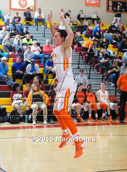 Thumbnail 2 in Corona del Sol vs Garfield (Hoophall West Invitational) photogallery.