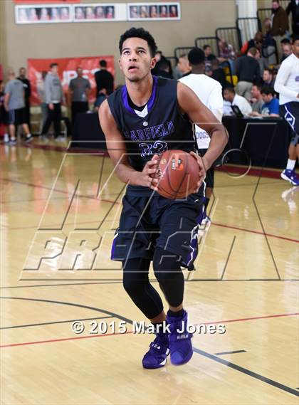 Thumbnail 1 in Corona del Sol vs Garfield (Hoophall West Invitational) photogallery.