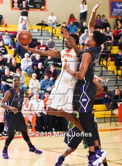 Thumbnail 3 in Corona del Sol vs Garfield (Hoophall West Invitational) photogallery.