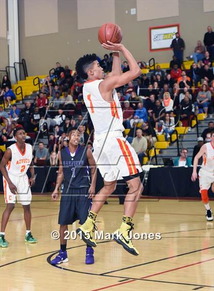 Thumbnail 2 in Corona del Sol vs Garfield (Hoophall West Invitational) photogallery.