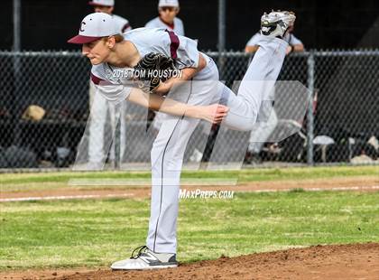Thumbnail 3 in Arroyo vs Claremont photogallery.