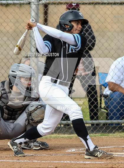 Thumbnail 3 in Arroyo vs Claremont photogallery.
