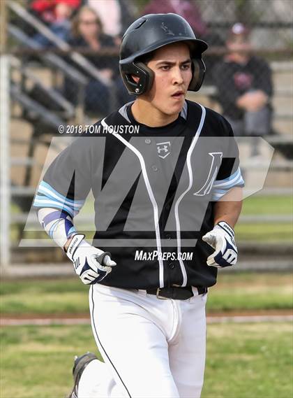 Thumbnail 2 in Arroyo vs Claremont photogallery.
