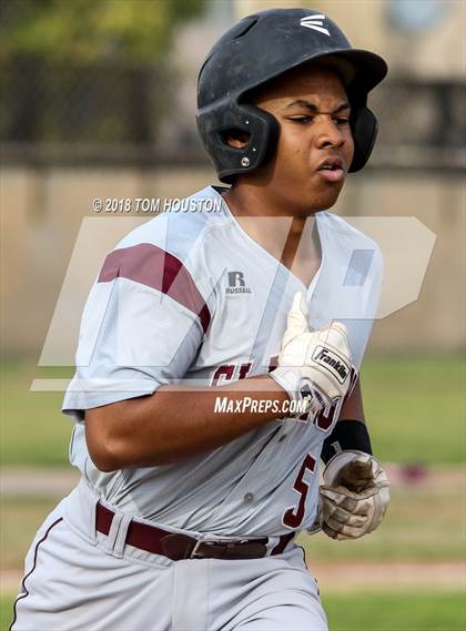 Thumbnail 3 in Arroyo vs Claremont photogallery.