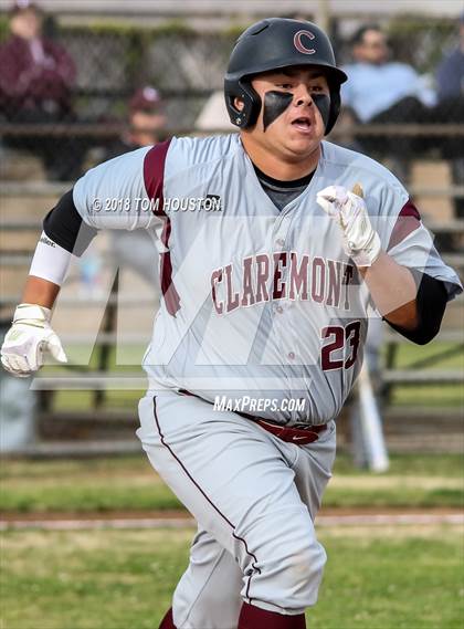 Thumbnail 2 in Arroyo vs Claremont photogallery.