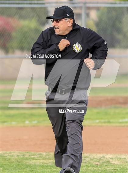 Thumbnail 2 in Arroyo vs Claremont photogallery.