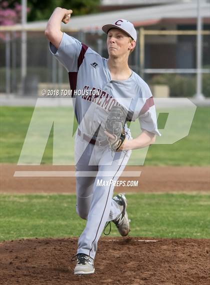 Thumbnail 3 in Arroyo vs Claremont photogallery.
