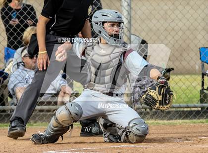 Thumbnail 3 in Arroyo vs Claremont photogallery.