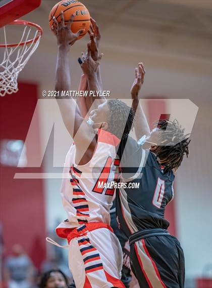 Thumbnail 1 in Lincoln Charter vs. Wilson Preparatory Academy (NCHSAA 1A Final) (1 of 2 - the game) photogallery.