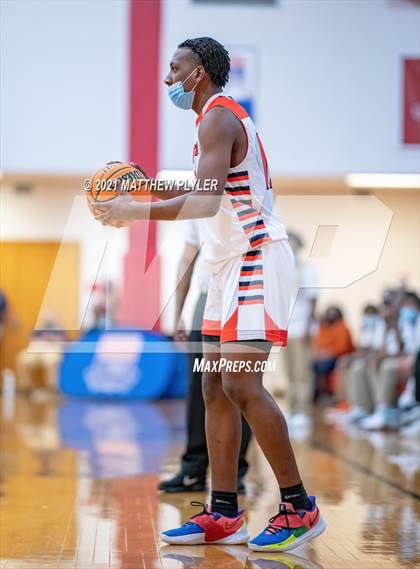 Thumbnail 3 in Lincoln Charter vs. Wilson Preparatory Academy (NCHSAA 1A Final) (1 of 2 - the game) photogallery.