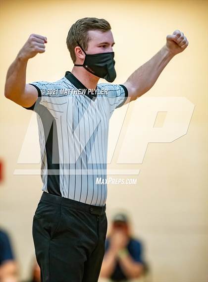 Thumbnail 2 in Lincoln Charter vs. Wilson Preparatory Academy (NCHSAA 1A Final) (1 of 2 - the game) photogallery.