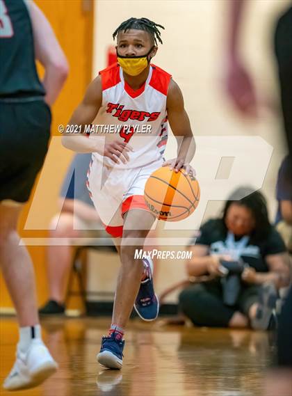 Thumbnail 2 in Lincoln Charter vs. Wilson Preparatory Academy (NCHSAA 1A Final) (1 of 2 - the game) photogallery.