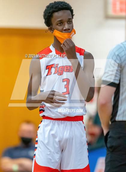 Thumbnail 2 in Lincoln Charter vs. Wilson Preparatory Academy (NCHSAA 1A Final) (1 of 2 - the game) photogallery.
