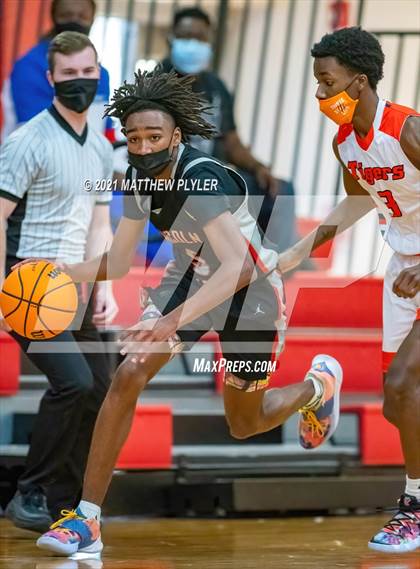 Thumbnail 2 in Lincoln Charter vs. Wilson Preparatory Academy (NCHSAA 1A Final) (1 of 2 - the game) photogallery.