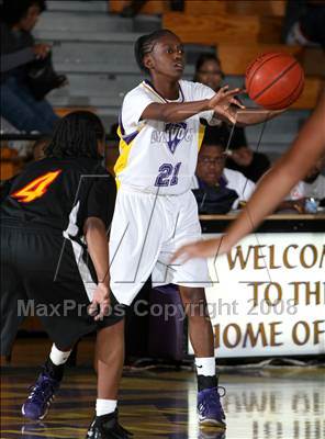 Thumbnail 1 in Dominguez @ Lynwood photogallery.