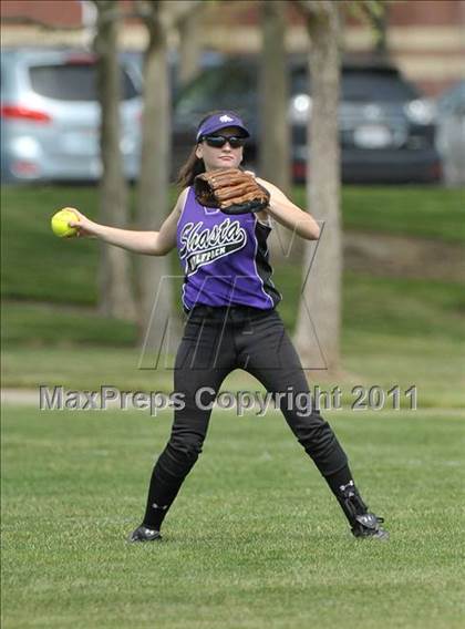 Thumbnail 2 in Shasta vs. Whitney (Stephanie LeDoux Tournament) photogallery.