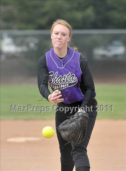 Thumbnail 2 in Shasta vs. Whitney (Stephanie LeDoux Tournament) photogallery.