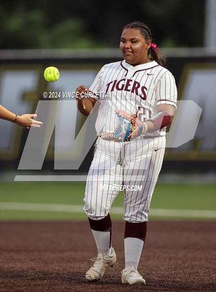 Thumbnail 1 in Round Rock @ Dripping Springs (UIL 6A Softball Bi-District Playoff) photogallery.