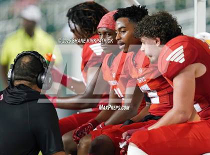 Thumbnail 2 in Terrell Vs Huntsville (UIL 5A D2 Football Area) photogallery.