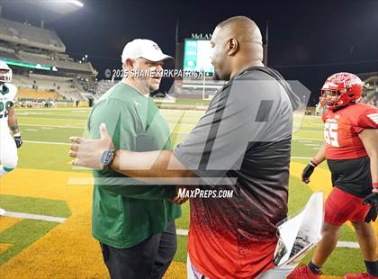 Thumbnail 2 in Terrell Vs Huntsville (UIL 5A D2 Football Area) photogallery.