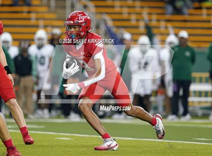 Thumbnail 3 in Terrell Vs Huntsville (UIL 5A D2 Football Area) photogallery.