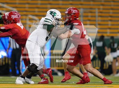 Thumbnail 3 in Terrell Vs Huntsville (UIL 5A D2 Football Area) photogallery.