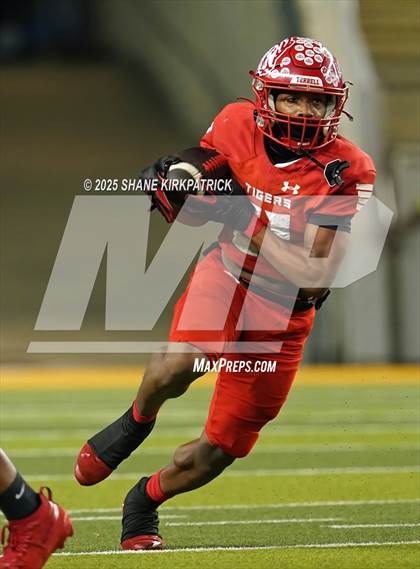 Thumbnail 3 in Terrell Vs Huntsville (UIL 5A D2 Football Area) photogallery.