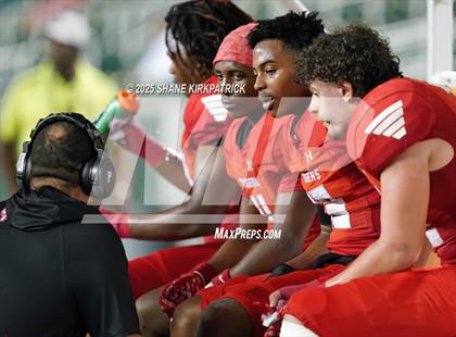 Thumbnail 3 in Terrell Vs Huntsville (UIL 5A D2 Football Area) photogallery.
