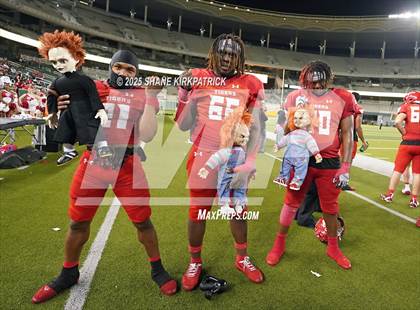 Thumbnail 3 in Terrell Vs Huntsville (UIL 5A D2 Football Area) photogallery.