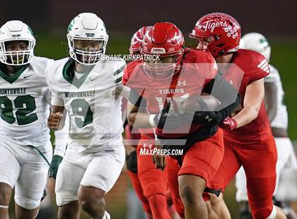 Thumbnail 3 in Terrell Vs Huntsville (UIL 5A D2 Football Area) photogallery.