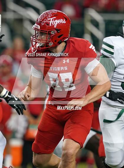 Thumbnail 3 in Terrell Vs Huntsville (UIL 5A D2 Football Area) photogallery.