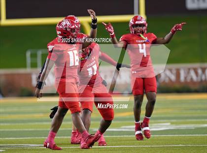 Thumbnail 1 in Terrell Vs Huntsville (UIL 5A D2 Football Area) photogallery.