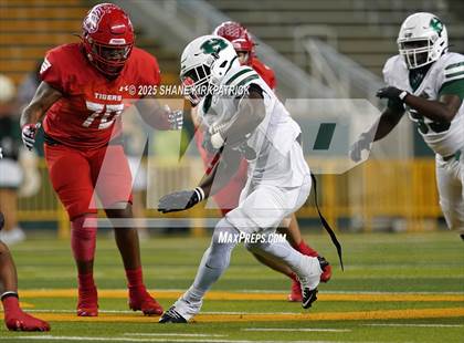 Thumbnail 2 in Terrell Vs Huntsville (UIL 5A D2 Football Area) photogallery.
