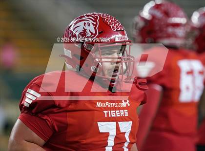 Thumbnail 1 in Terrell Vs Huntsville (UIL 5A D2 Football Area) photogallery.
