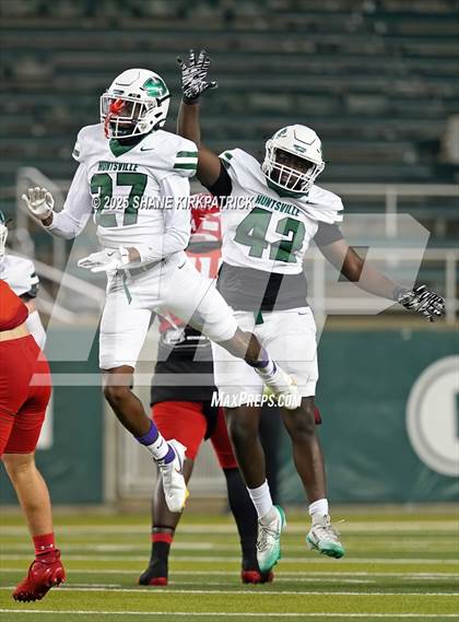 Thumbnail 1 in Terrell Vs Huntsville (UIL 5A D2 Football Area) photogallery.