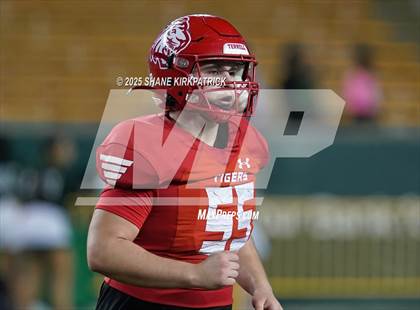 Thumbnail 2 in Terrell Vs Huntsville (UIL 5A D2 Football Area) photogallery.