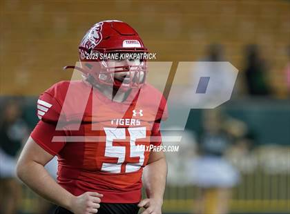 Thumbnail 3 in Terrell Vs Huntsville (UIL 5A D2 Football Area) photogallery.