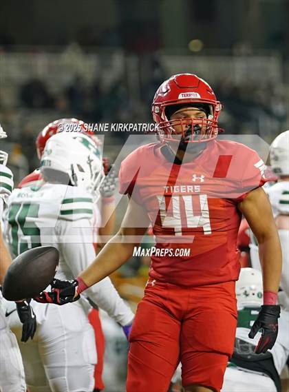 Thumbnail 2 in Terrell Vs Huntsville (UIL 5A D2 Football Area) photogallery.