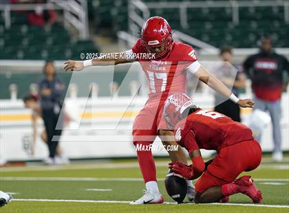 Thumbnail 1 in Terrell Vs Huntsville (UIL 5A D2 Football Area) photogallery.